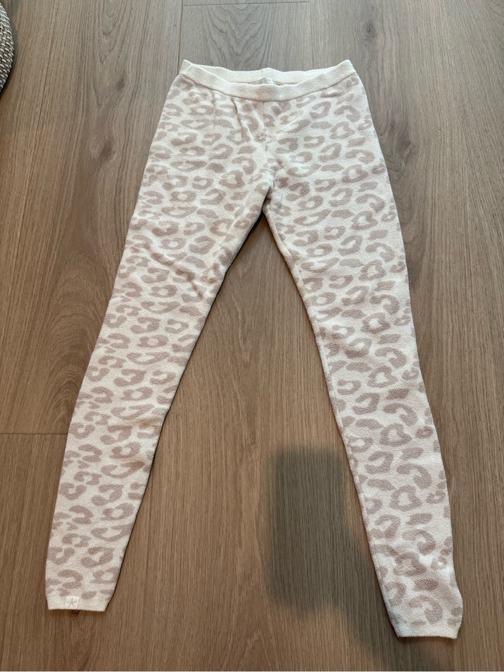 Cozy Leopard Print Knit Leggings - Cream & Light Taupe Barefoot Dreams Size XS